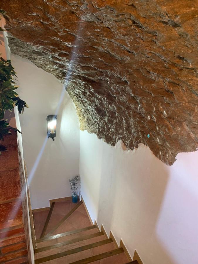 Гостевой дом Casa Cueva "Las Calcetas" Setenil De Las Bodegas Экстерьер фото